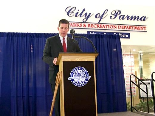 Mayor Dean DePiero offers his 2007 State of the City speech on Wednesday, February 21st outside the new City Parks and Recreation offices at Parmatown Mall.