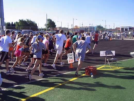 The 2007 Charity 5K Run gets underway!